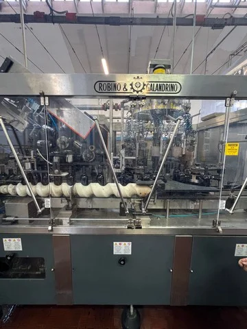 Capsuladora Robino & Galandrino R&G capsuling machine Usada — linha de engarrafamento usada para Capsuling Machines