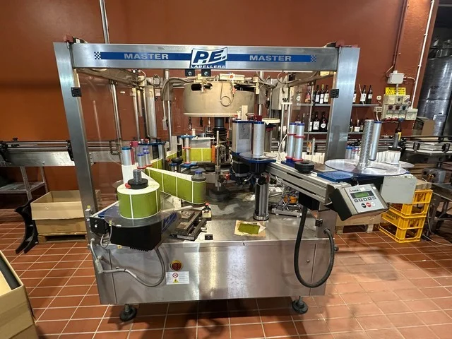 Rotuladora P.E. PE Labeller Usada — linha de engarrafamento usada para Labellers