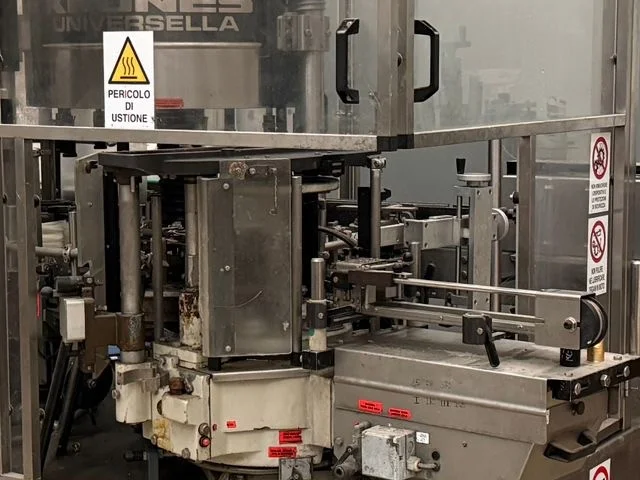 Rotuladora Krones Krones labeller Usada — linha de engarrafamento usada para Labellers