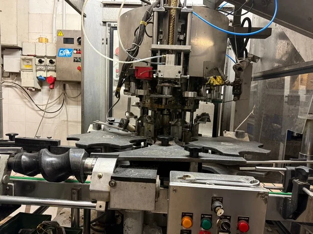 Wirehooder Nortan Nortan wirehooder Usada — linha de engarrafamento usada para Wirehooders