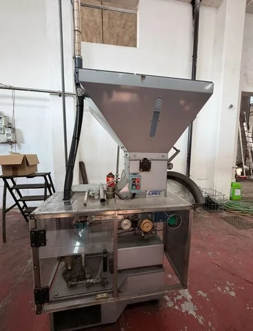 Orientador de Cápsulas Cames Cames caps orientators Usada — linha de engarrafamento usada para Caps Orientators