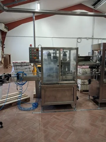 Lavadora-Secadora GAI Gai washer-dryer Usada — linha de engarrafamento usada para Washer-Dryers