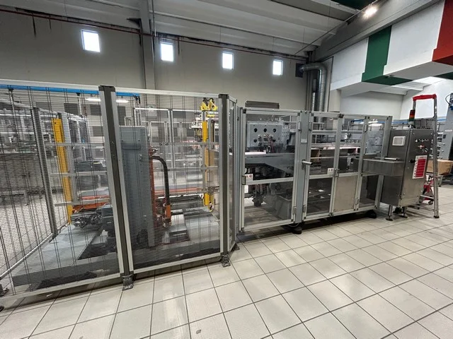 Used Mas pack case erector — 4