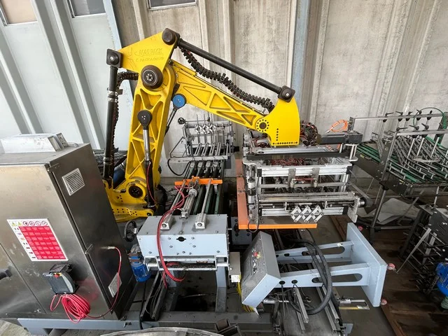 Used Mas pack case erector — 11