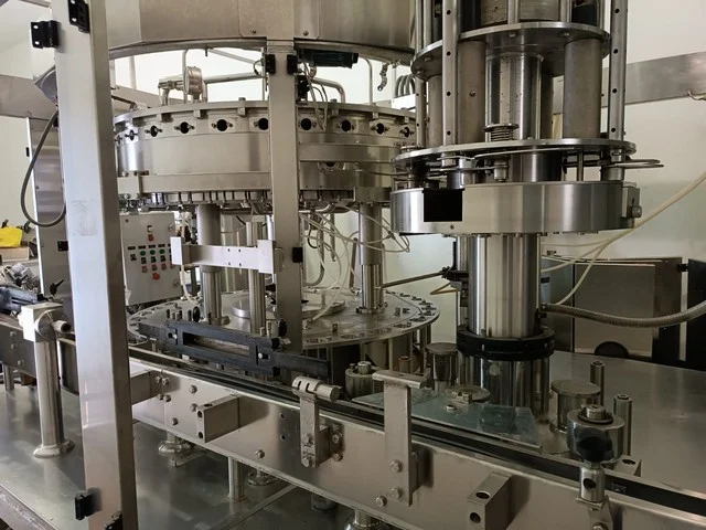 Used MBF isobaric filling monoblock for glass bottle — 4