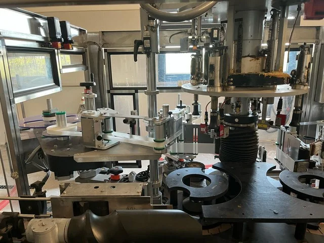 Used SMI adhesive labeller — 5