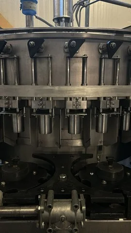 Used Bertolaso isobaric filler — 2