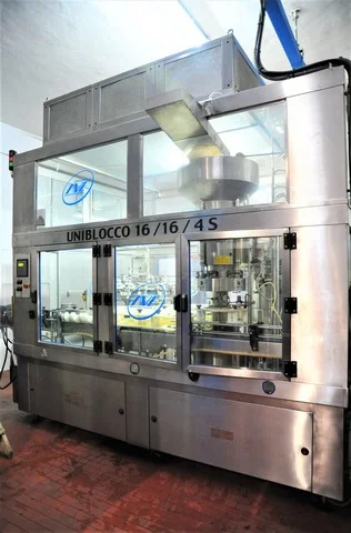 Used Ave bottling line for wine in glass container