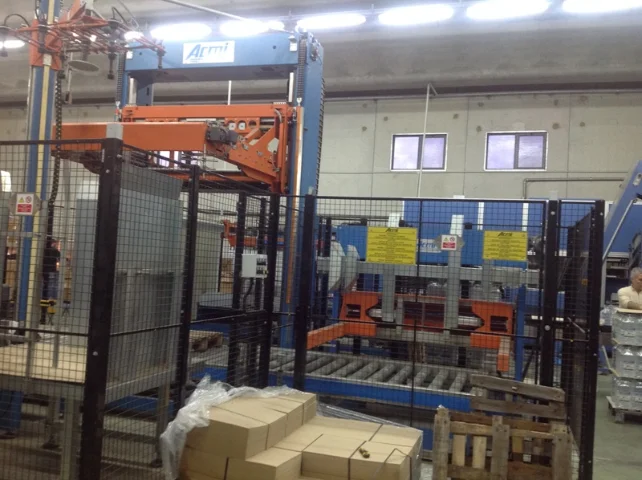Used Acmi palletizer RASAR P 135