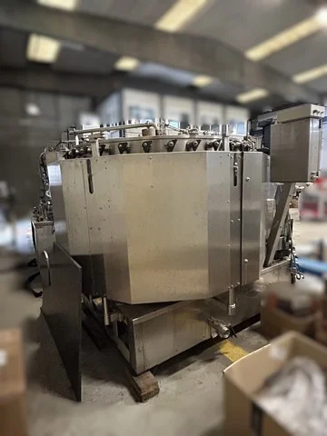 Used Suprema Bertolaso isobaric filler