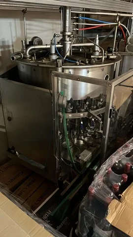 Used Cortellazzi vega 20 isobaric filler