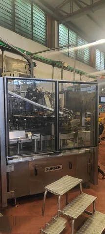 Used Nortan wire-hooding machine