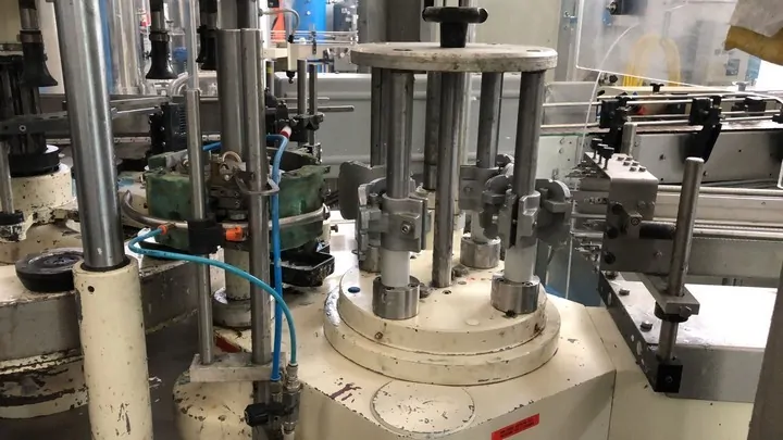 Used Complete Isobaric Bottling Line Pet & Glass bottles photo 3