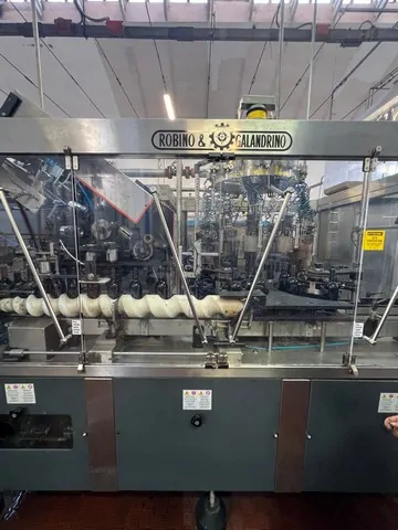 Used Bottling Line Isobaric Champagne 9.000 bph photo 5