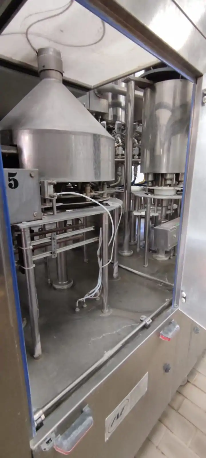 Used filling monoblock Ave – Milk PET photo 3