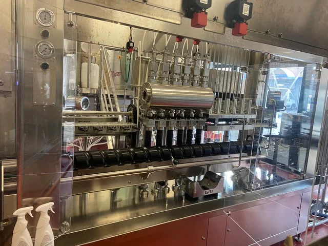 Monobloco GAI Gai monoblock for can Usada — linha de engarrafamento usada para Filling Monoblocks
