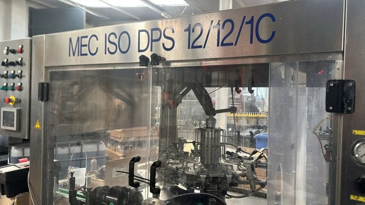 Monobloco FILLING SYSTEM Filling system monoblock Usada — linha de engarrafamento usada para Filling Monoblocks