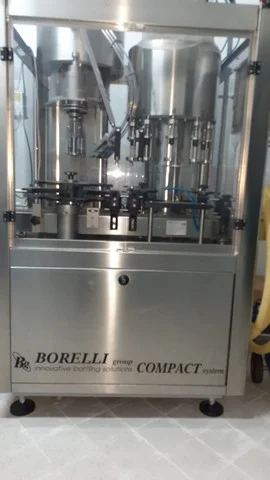 Monobloco Borelli Borelli filling monobloc Usada — linha de engarrafamento usada para Filling Monoblocks