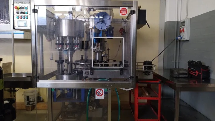 Monobloco Fimer Fimer monoblock Usada — linha de engarrafamento usada para Filling Monoblocks