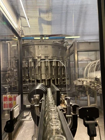 Monobloco VIR MAURI Vir Mauri triblock Usada — linha de engarrafamento usada para Filling Monoblocks