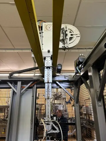 Paletizador Costral Palletizer Costral 2016 Usada — linha de engarrafamento usada para Palletizers