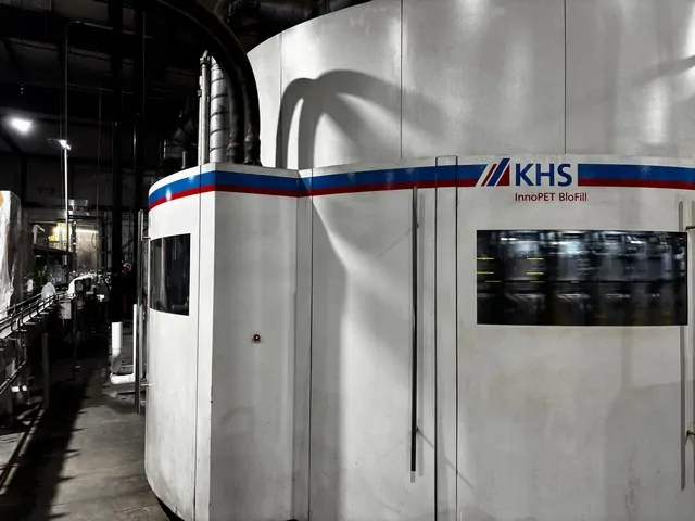 Linha de Engarrafamento KHS 2009 Complete Bottling L Usada — linha de engarrafamento usada para Bottling Lines
