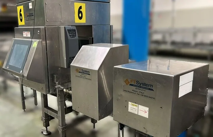 Used Bottle inspector FT-System Is700 — used bottle inspectors