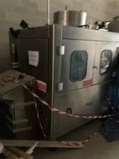 Lavadora de Garrafas MPF Bottle-Washer MPF 2017 Usada — linha de engarrafamento usada para Bottles Washers