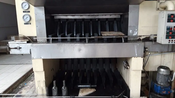 Used Bottle Washer R.Bardi Danubio 5.000 bph photo 7