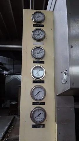 Used Bottle Washer R.Bardi Danubio 5.000 bph photo 8