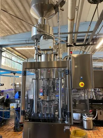 Capsuladora Arol Capper Arol Talog Euro v Usada — linha de engarrafamento usada para Cappers