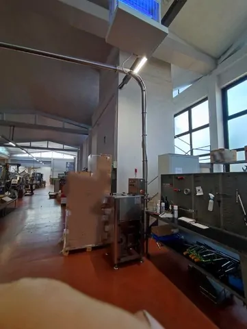 Elevador de Cápsulas CTECH Caps Elevator CTECH Scre Usada — linha de engarrafamento usada para Caps Elevators