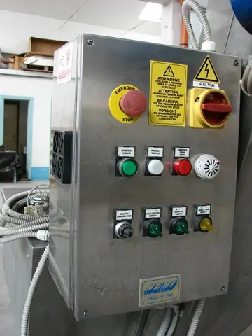 Elevador de Cápsulas Neri Caps Elevator Neri Usada — linha de engarrafamento usada para Caps Elevators