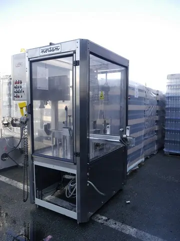Capsuladora Nortan Capsuler Nortan Aurora 5 Usada — linha de engarrafamento usada para Capsuling Machines