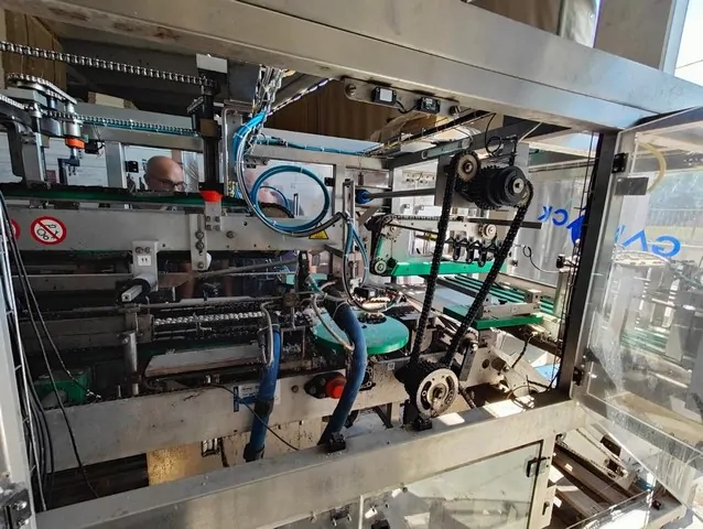 Encartonadeira Gampack Case packer Wraparound G Usada — linha de engarrafamento usada para Case Packers