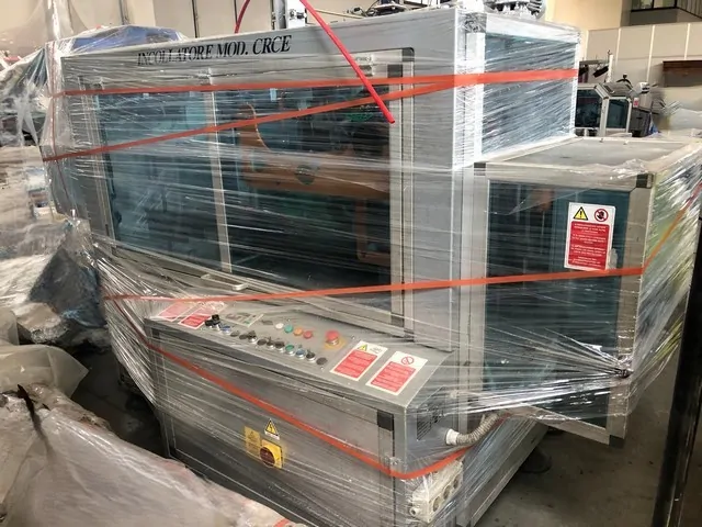 Seladora de Caixas Mondo & Scaglione Case Sealer Mondo&Scagli Usada — linha de engarrafamento usada para Case Sealers