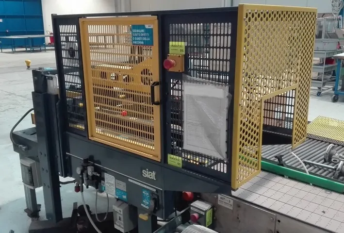 Used Case Sealer SIAT SM11.P0 — used case sealers