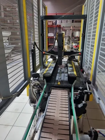 Used Case Sealer SIAT SM11-S — used case sealers for sale