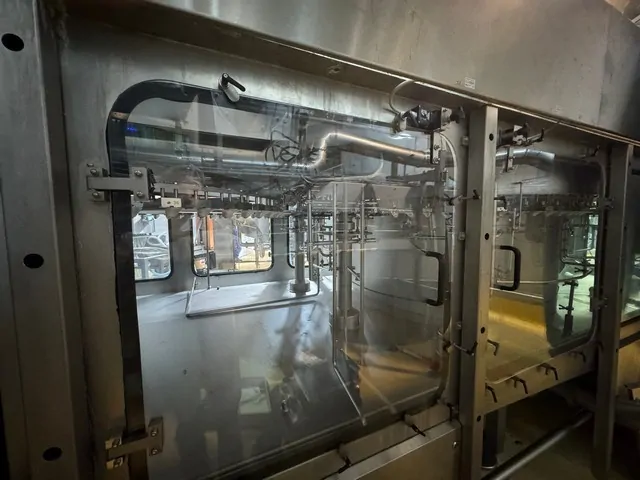 Used Complete Aseptic Bottling Line PET 36.000 bph photo 2