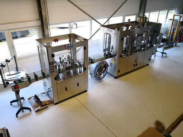 Used Complete Beer Bottling Line Cimec photo 5