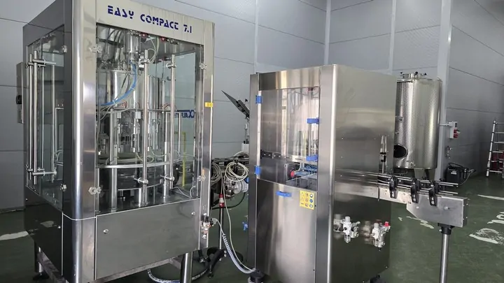 Alfatek Petrol İçin Kullanılmış Komple Şişeleme Hattı
