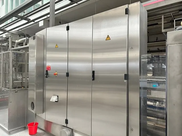 Used Complete Bottling Line Aspetic 25.000 bph photo 3
