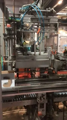 Linha de Engarrafamento Cobert Complete Bottling Line f Usada — linha de engarrafamento usada para Bottling Lines