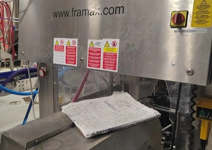 Linha de Engarrafamento Framax Complete Bottling Line F Usada — linha de engarrafamento usada para Bottling Lines