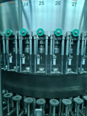 Used Complete Bottling Line Kosme 9.000 bph photo 5
