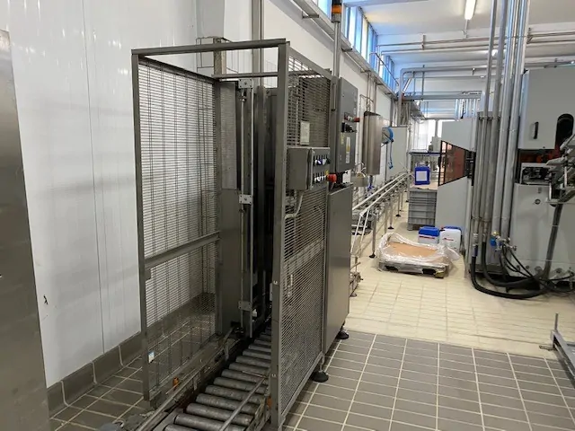 Used Complete Bottling line Kosme PET Milk photo 4