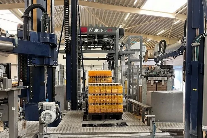 Linha de Engarrafamento Krones Complete Bottling Line K Usada — linha de engarrafamento usada para Bottling Lines