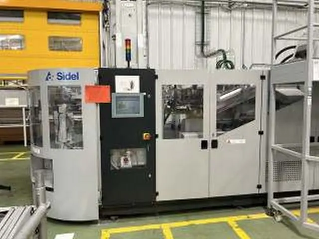 Used Complete Bottling Line Sidel 4.200 bph photo 2