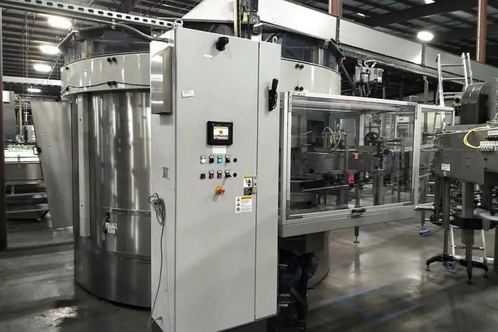 Used Complete Krones Bottling Line 46.000 bph photo 10