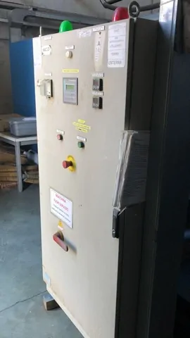 Compressor SIAD Compressor SIAD 40 Bar Usada — linha de engarrafamento usada para Compressors